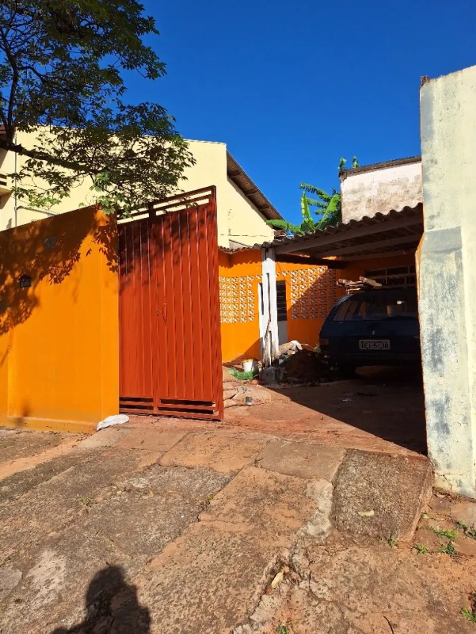 CASA PEQUENA NO CENTRO 