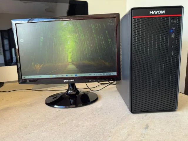 Computador443789906407608320