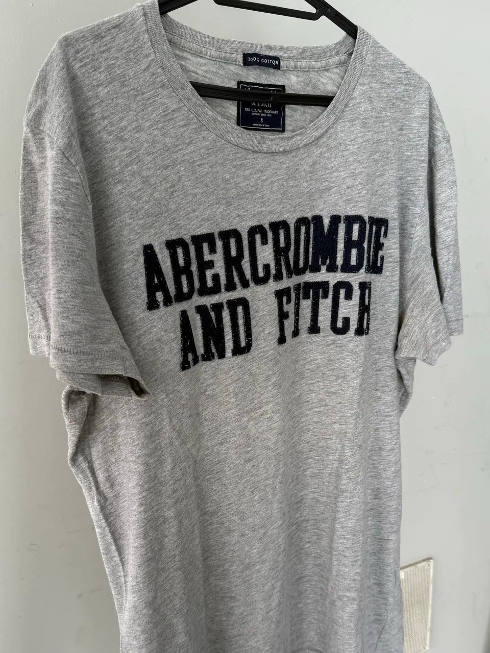 Camiseta Abercrombie TAM.S (VESTE M) - Foto 3