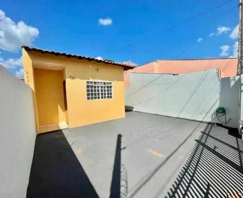 CASA A VENDA BEM LOCALIZADA NO PAAR 