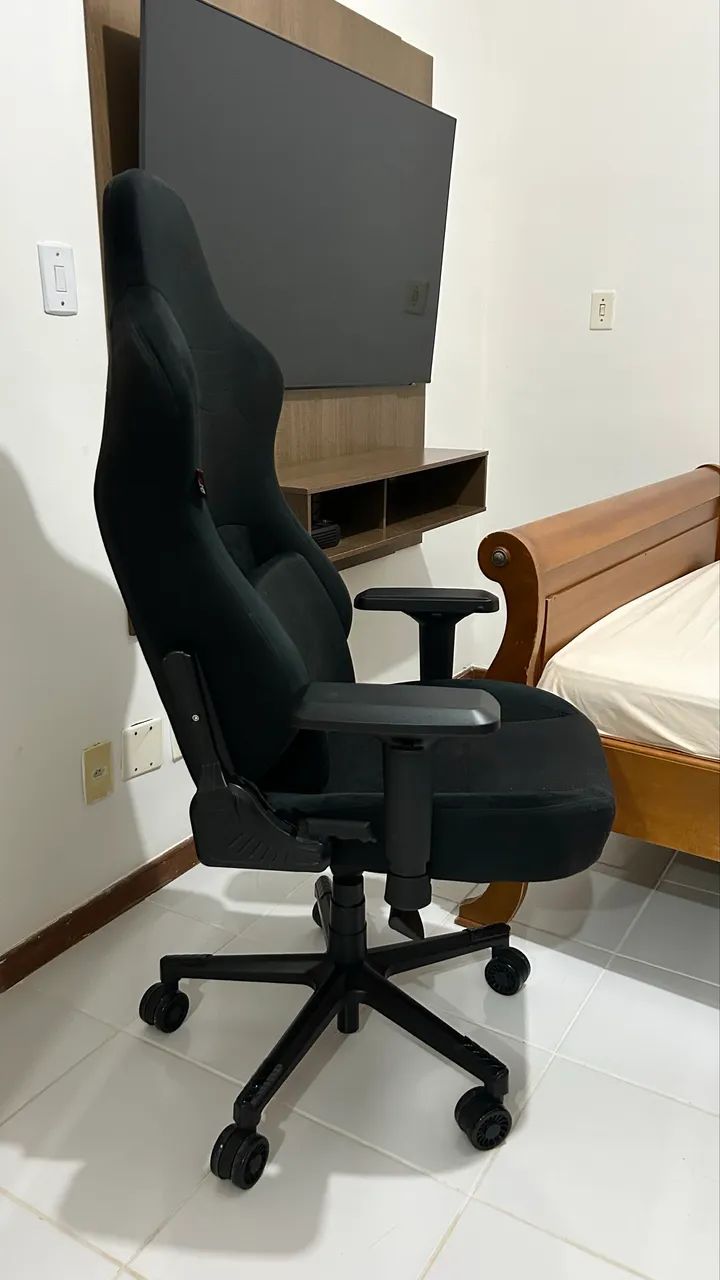 Cadeira Gamer Ergonômica DT3 Royce + Acessórios Adicionais ( Garantia 2 anos e 5 meses ) - Foto 2