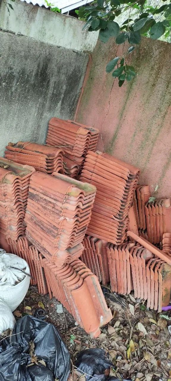 Vende se telhas usadas - Foto 2