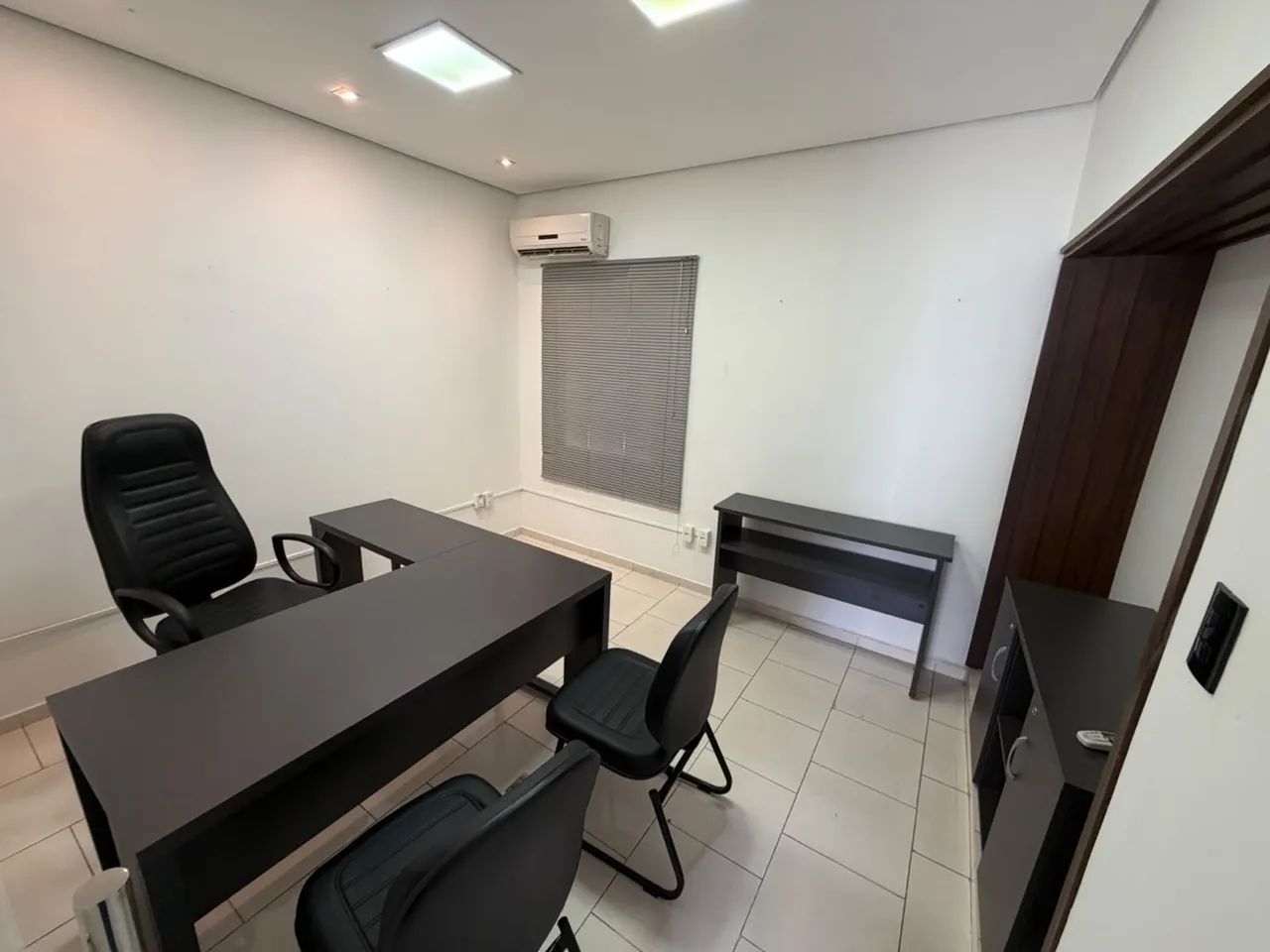 Sala comercial mobiliada para alugar  - Foto 2