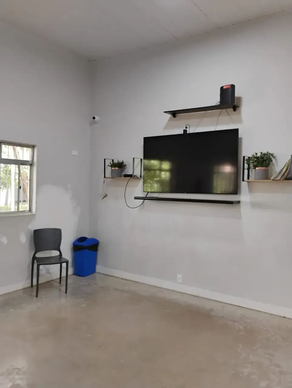 Imóvel para aluguel possui 64 metros quadrados com 3 quartos - Foto 3