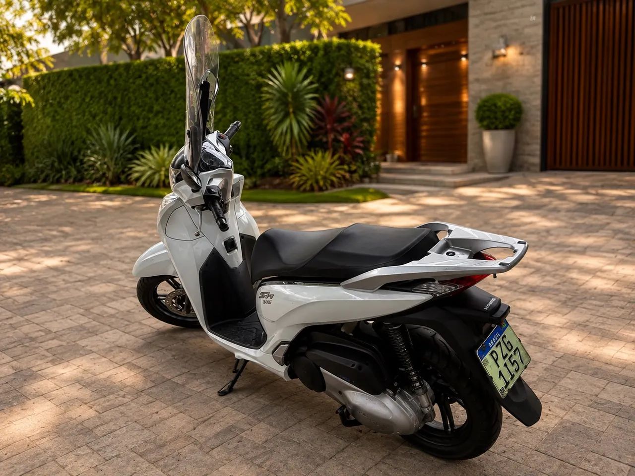 SH300i  - Foto 2