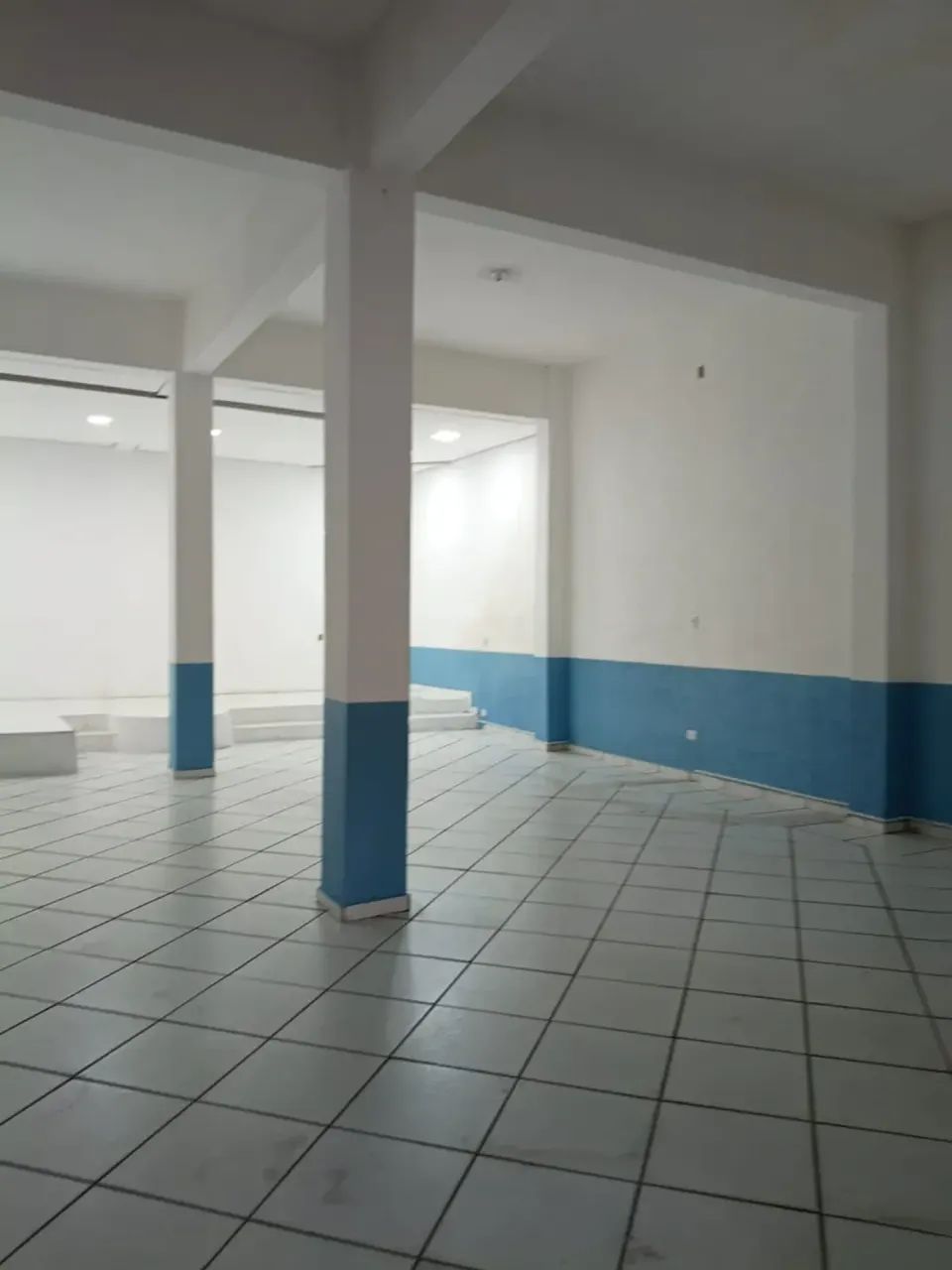 Predio comercial  Jardim Maria Rosa - Taboão da Serra - SP