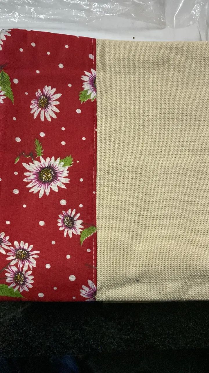 Toalha de mesa com barra em chita 1,10X 1,10cm NOVO Promoção - Foto 2