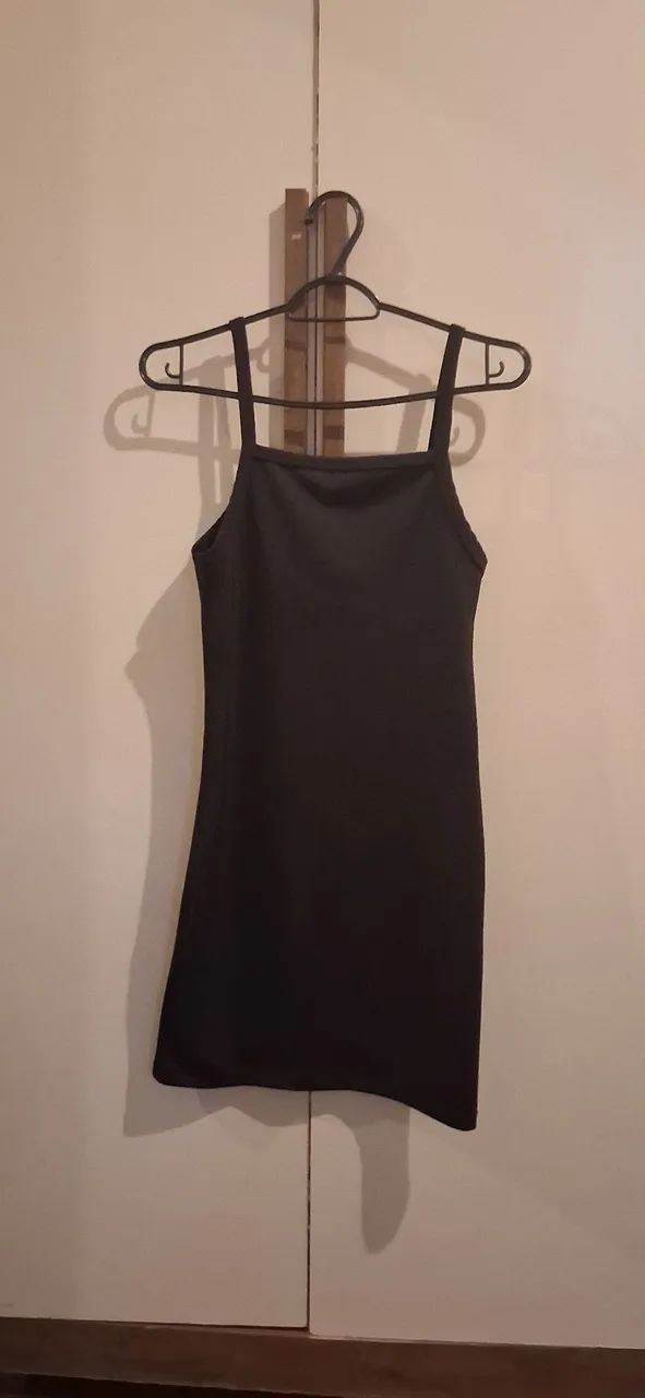 Vestido Preto tubinho curto - Foto 2