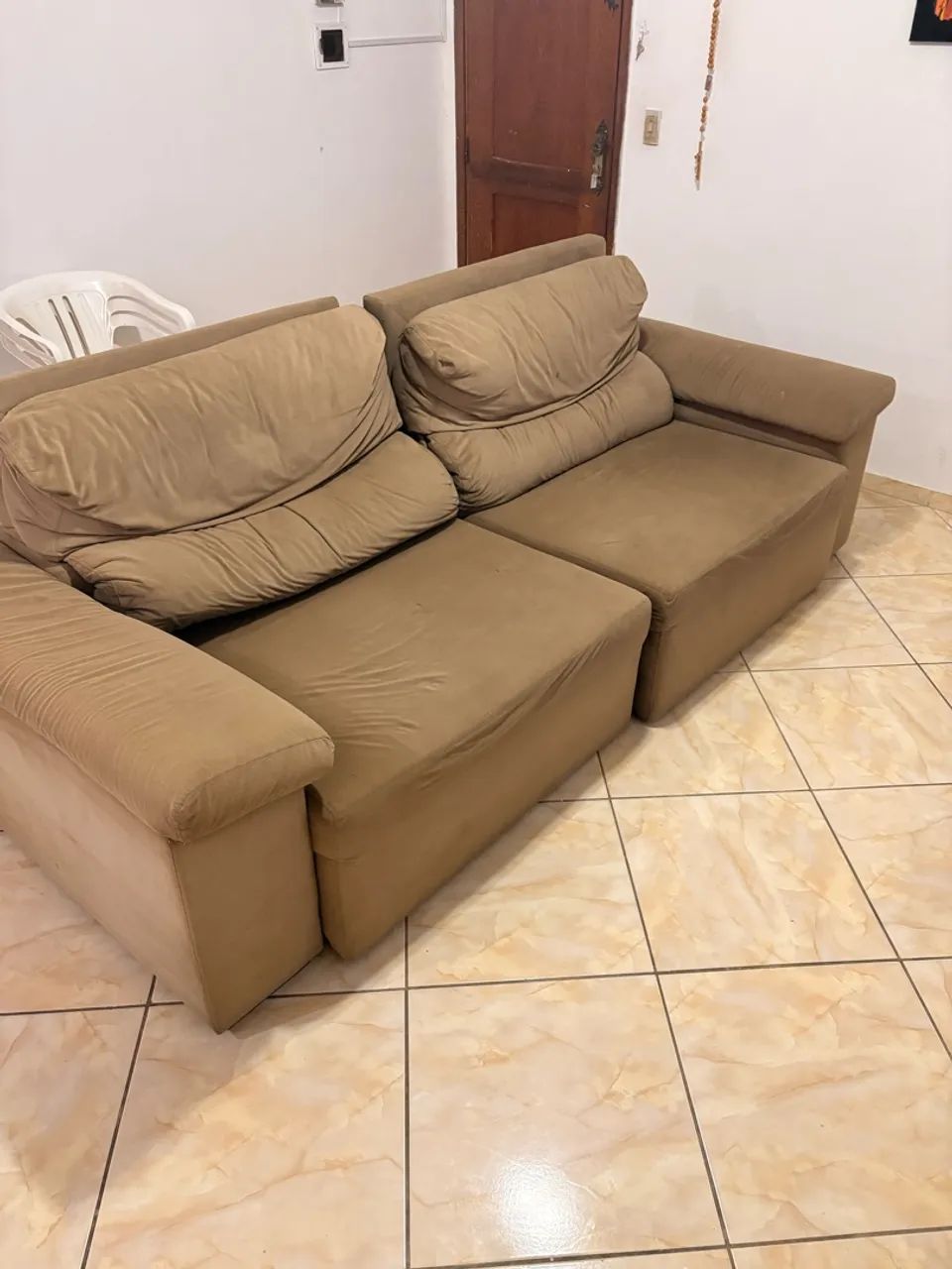 Sofá retrátil e reclinável 4 lugares - Foto 2