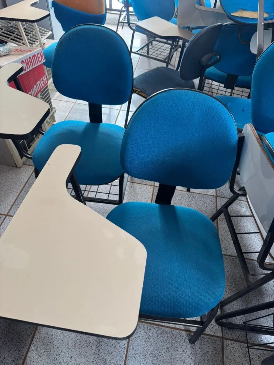 Cadeiras universitárias com braço  - Foto 3