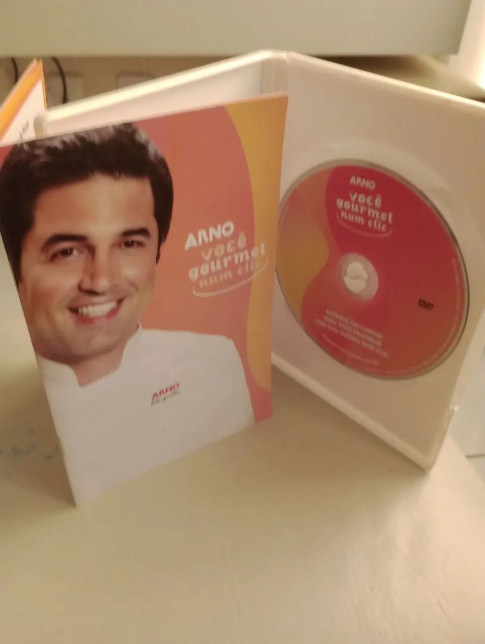 DVD da Arno "você gourmet num clic" com Edu Guedes 