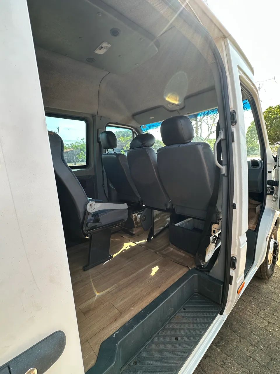 Mercedes-Benz Sprinter 413 Van Luxo 2.2 16 E 20L Dies 2010 - Foto 2