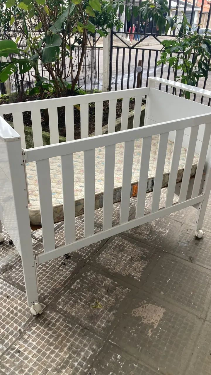 Berço Regulável com colchão  - Foto 2