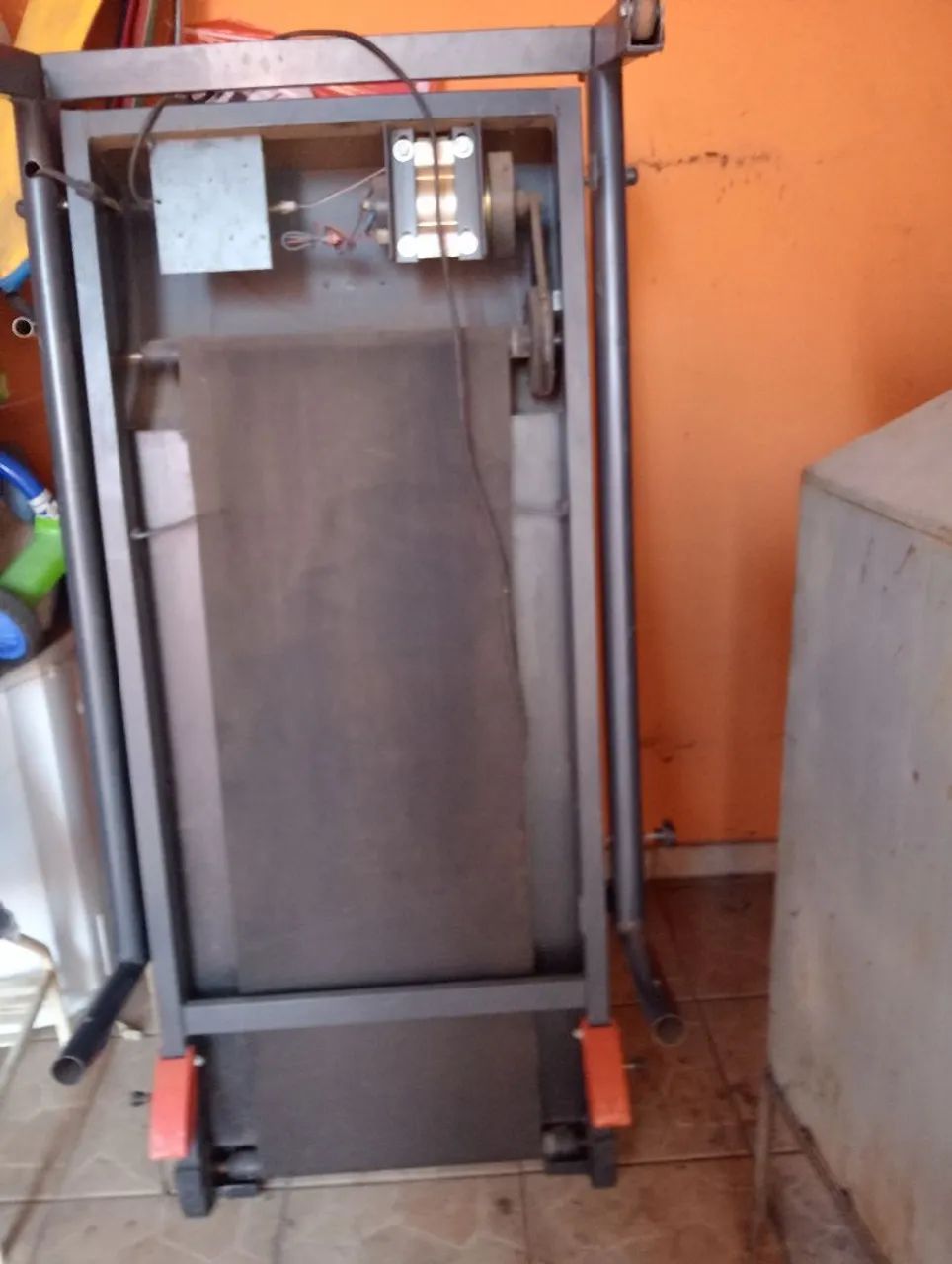 Vendo esteira profissional  - Foto 2