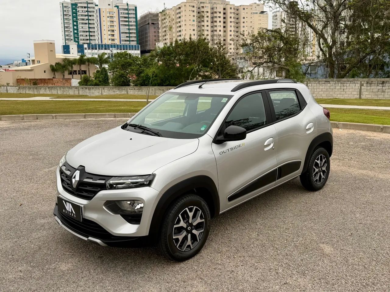 Renault Kwid Outsider 1.0 Flex 12V 5P Mec. 2024 - Foto 2