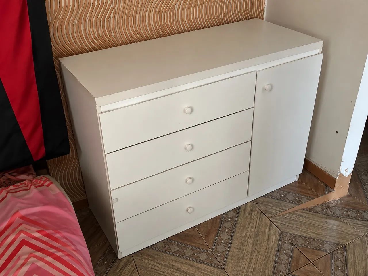 Cômoda em MDF