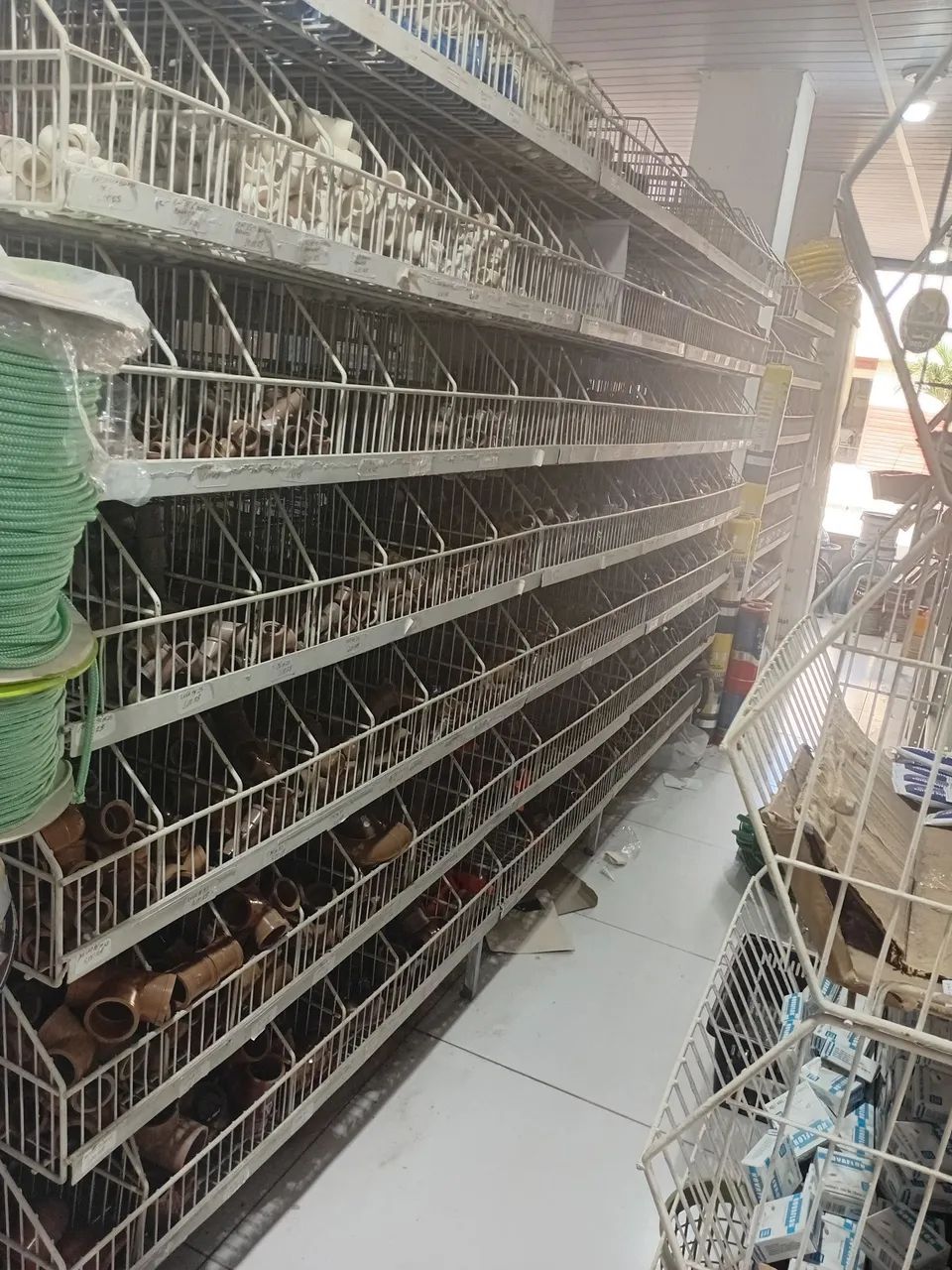 REPASSE DE ARMAZÉM DE CONSTRUÇÃO 65204305531138124