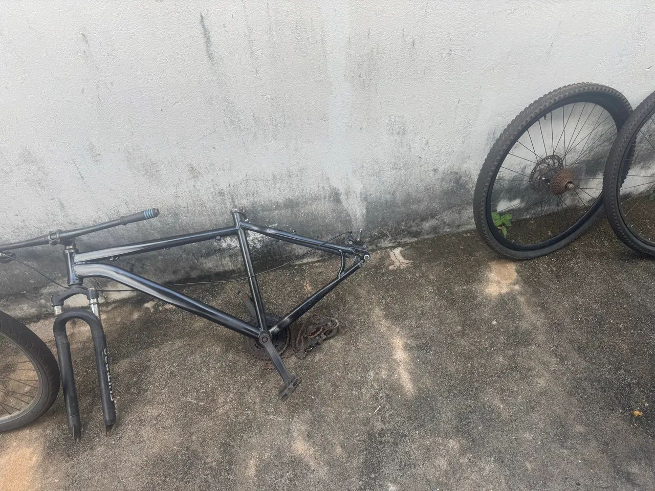 Duas bicicletas completas, aceito propostas  - Foto 2