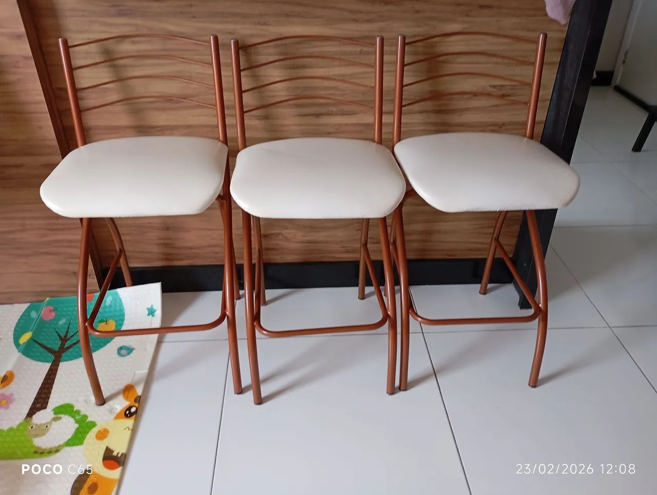 Três Banquetas  - Foto 3