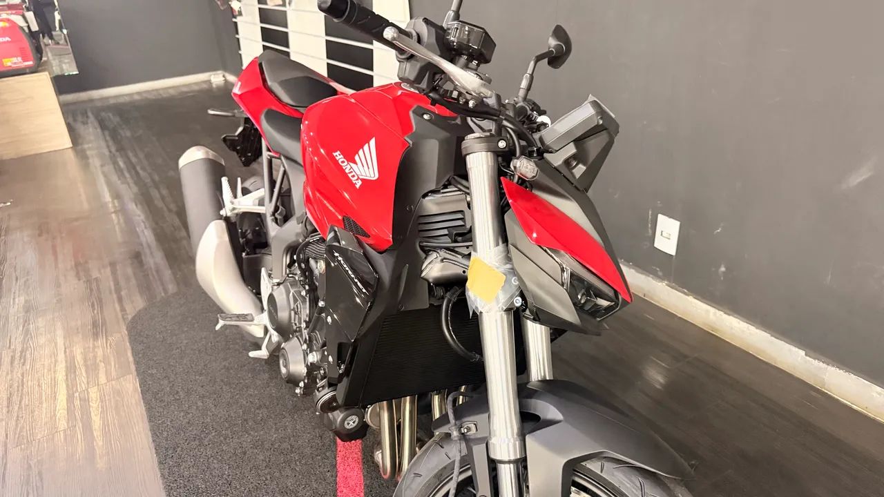 Hornet 1000 - Foto 3