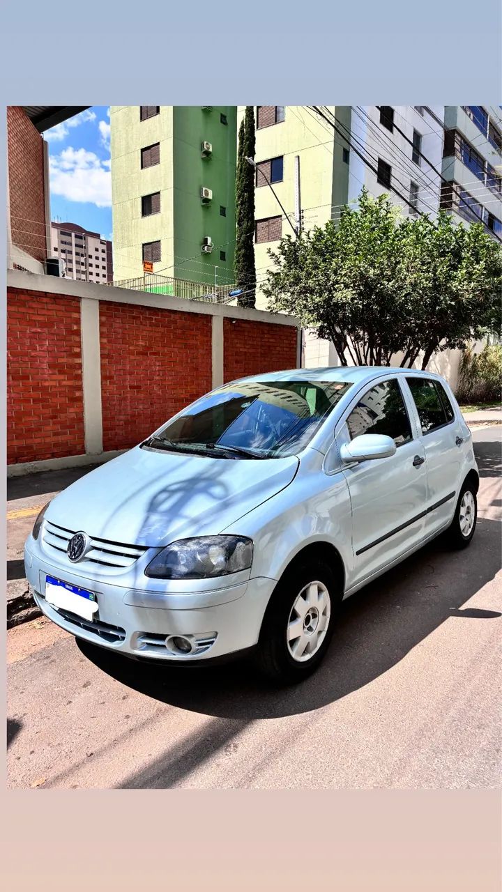 Volkswagen Fox Plus 1.6mi/ 1.6mi Total Flex 8V 4P 2005
