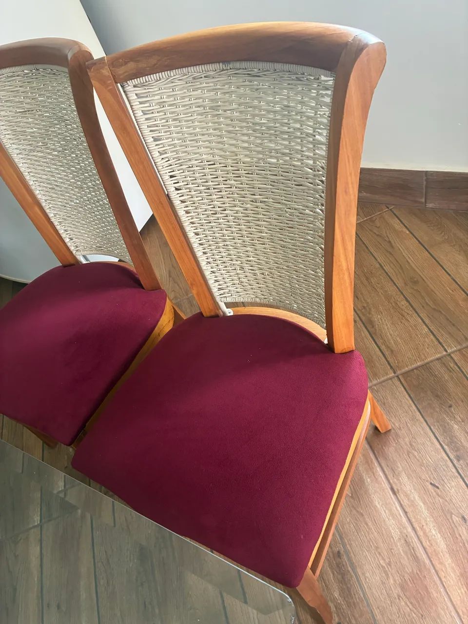 Mesa perfeita 6 cadeiras madeira maciça  - Foto 4