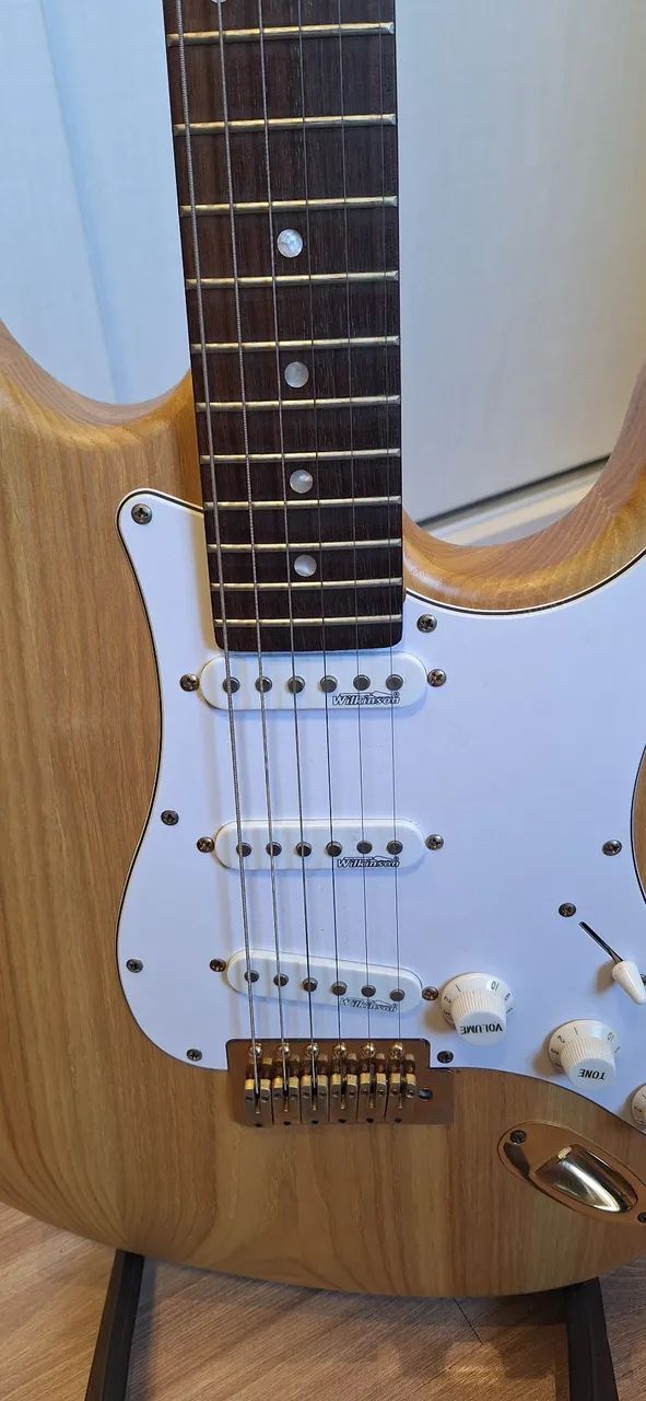 Guitarra Stratocaster Ash - Foto 2