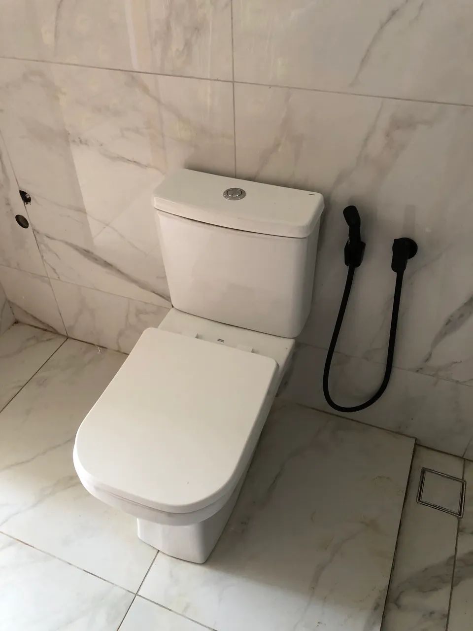 Reforma, assentamento de porcelanato  - Foto 4