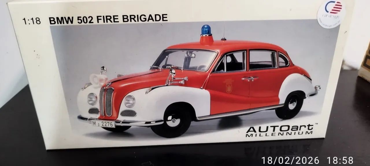 Miniatura BMW 502 Fire Brigade 1/18