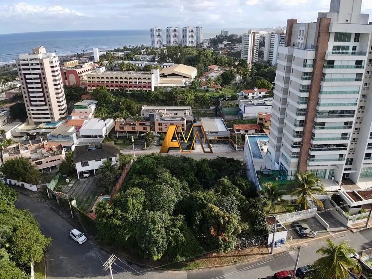 TERRENO EM PATAMARES