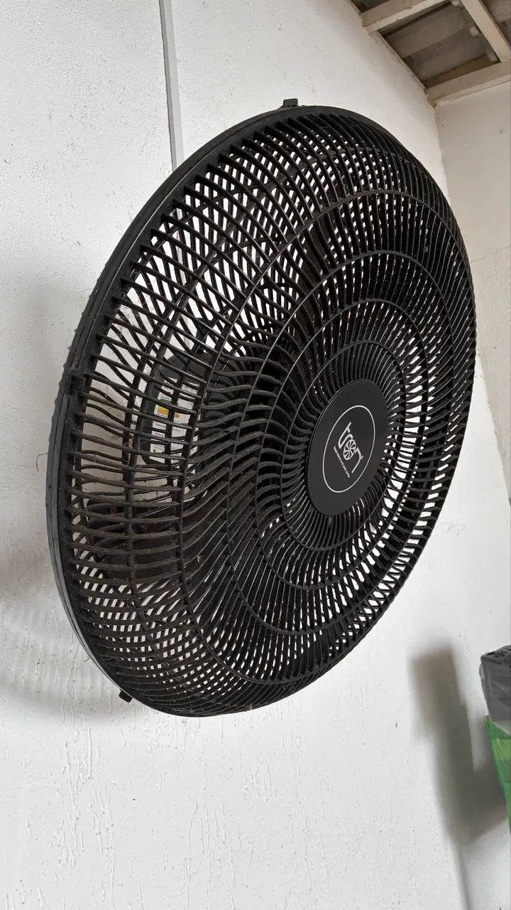 Ventilador de parede do grande 
