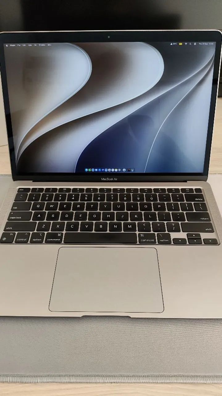 MacBook Air M1 Space Gray - 8Gb / 256Gb - Foto 2