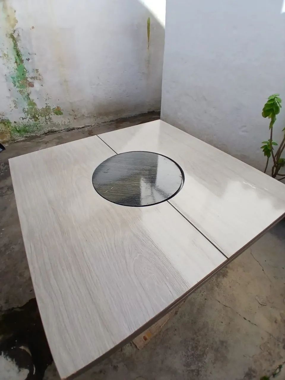 Mesa 4 lugares sem cadeiras 