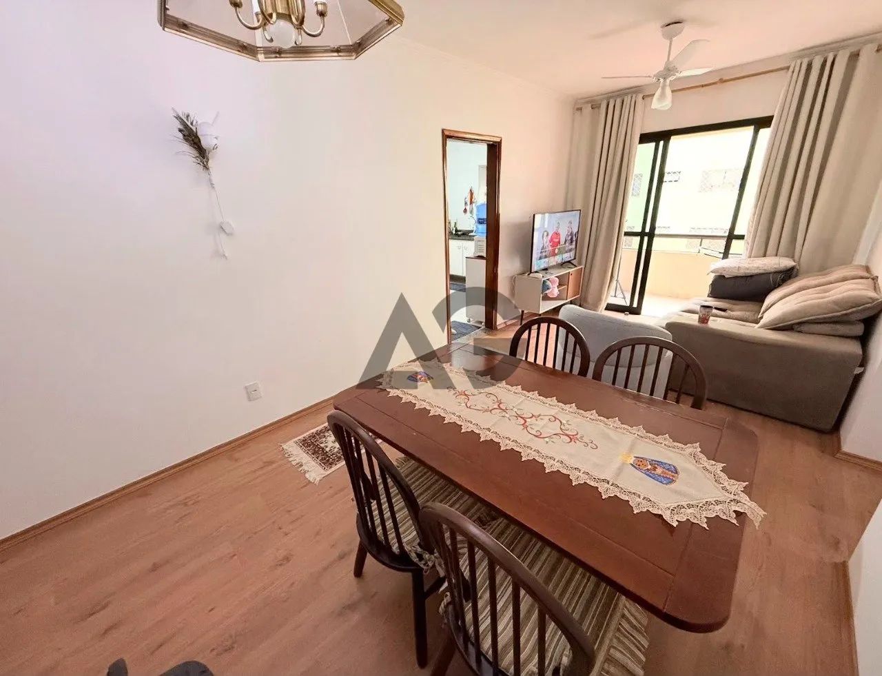 Apartamento | 2 Dormitórios | 1 Suíte | Central | em Serra Negra-SP - Foto 2
