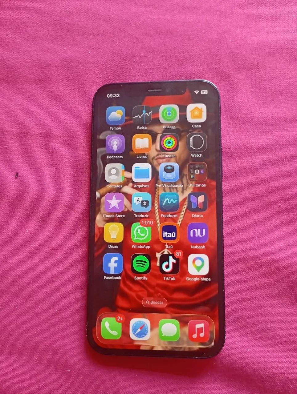 iPhone 12 