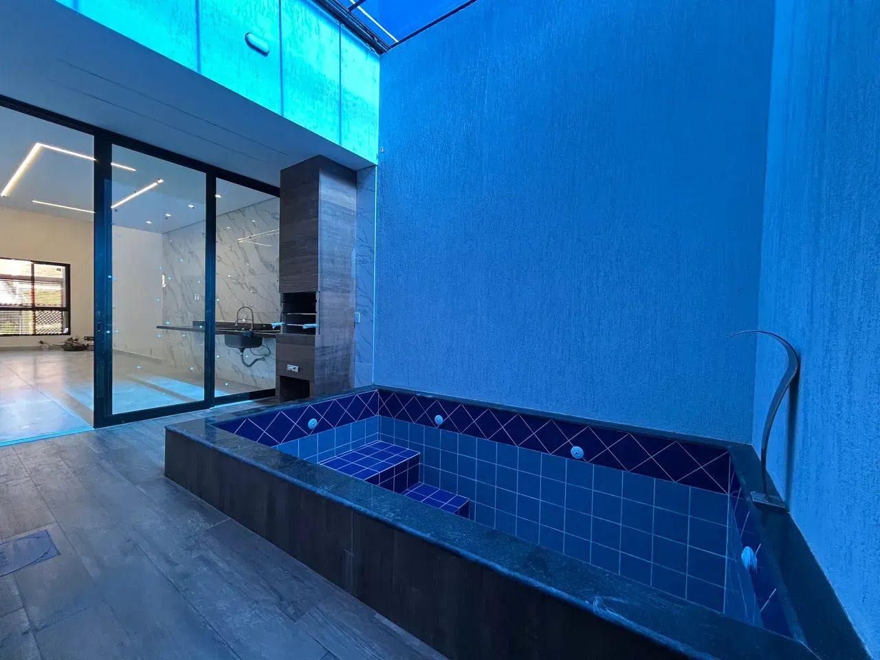 QNN 24 - CASA NOVA DE ALTO PADRÃO - Foto 2