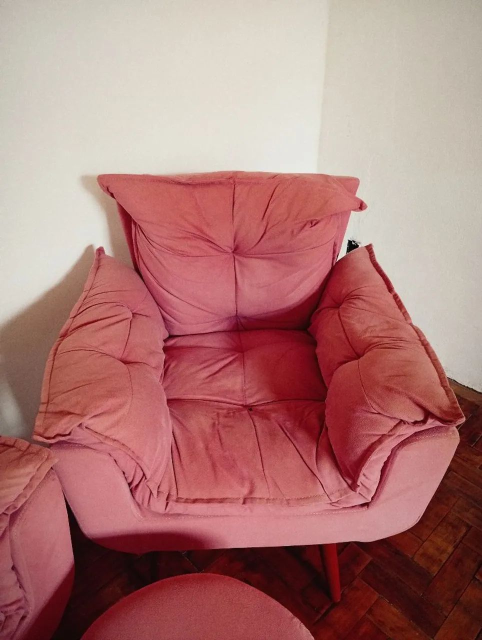 Jogo de poltronas com puff - Foto 4