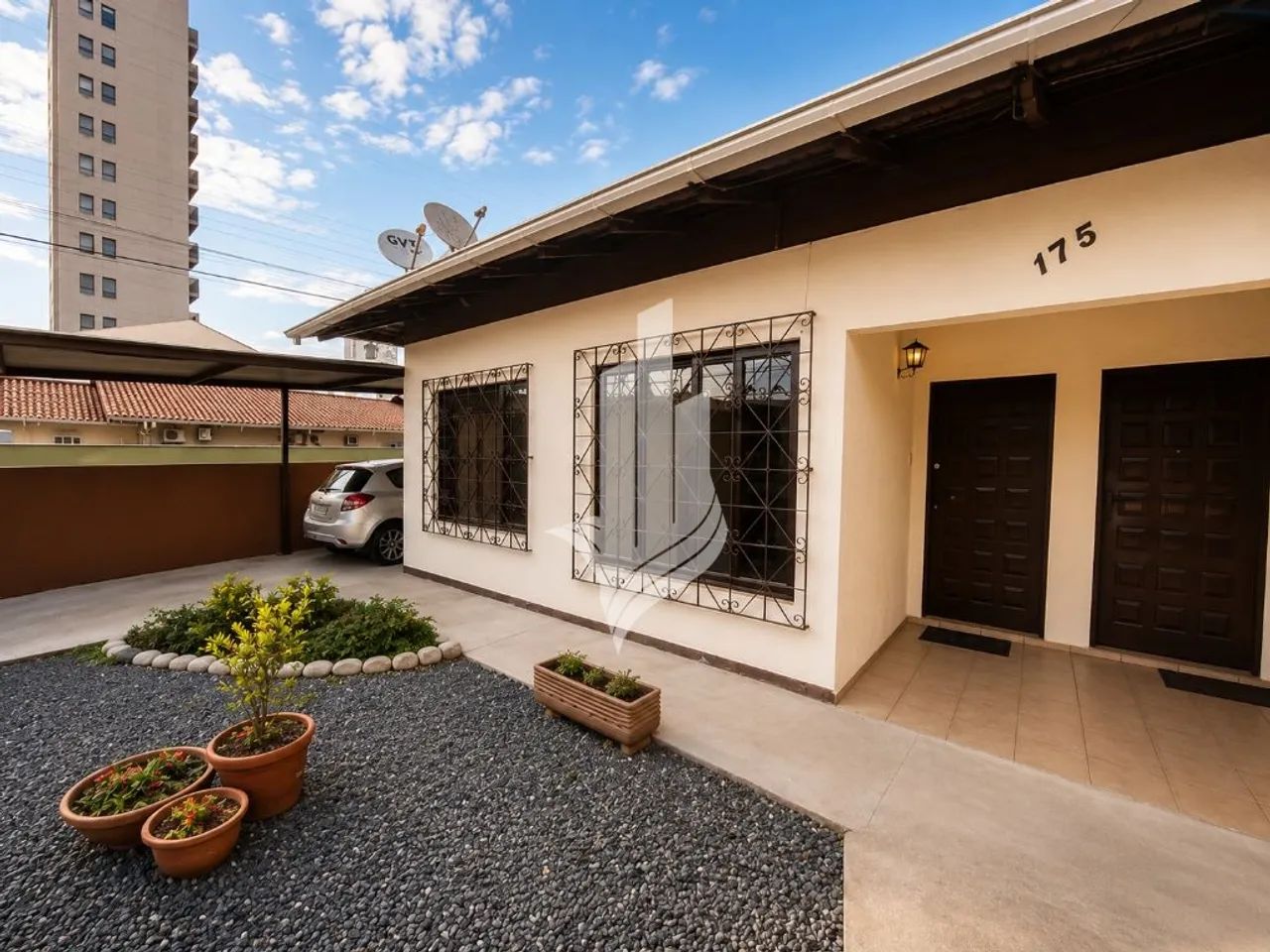 Casa comercial no bairro Vila Nova