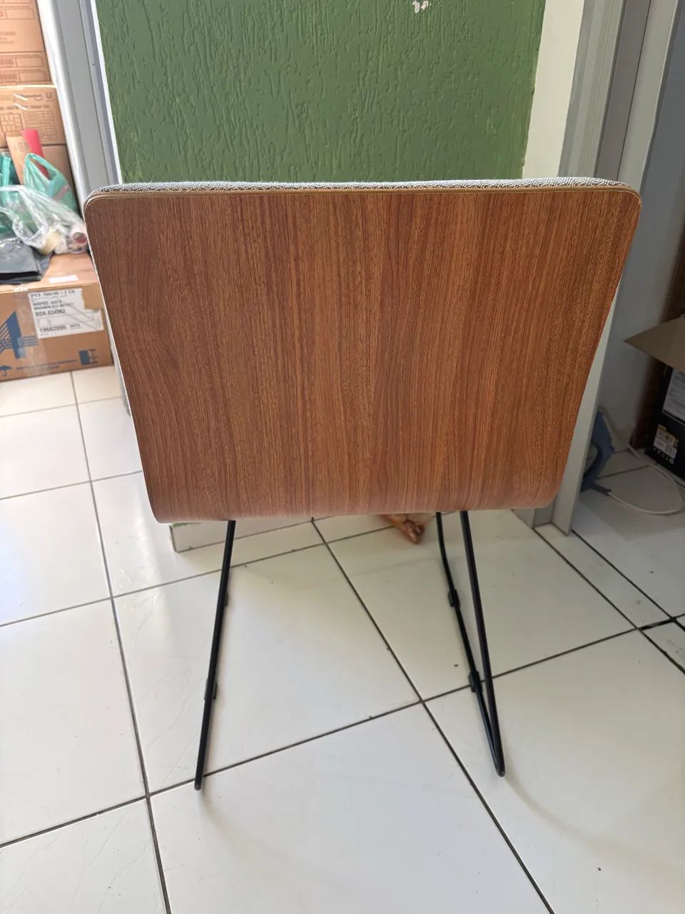 Mesa laca com vidro e ferro 6 lugares  - Foto 4