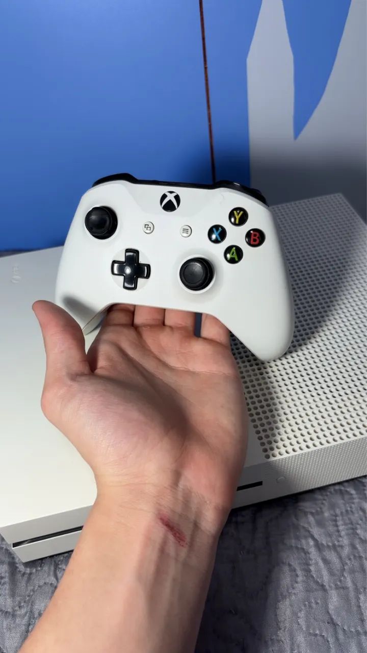 Xbox One S 1TB - Foto 2