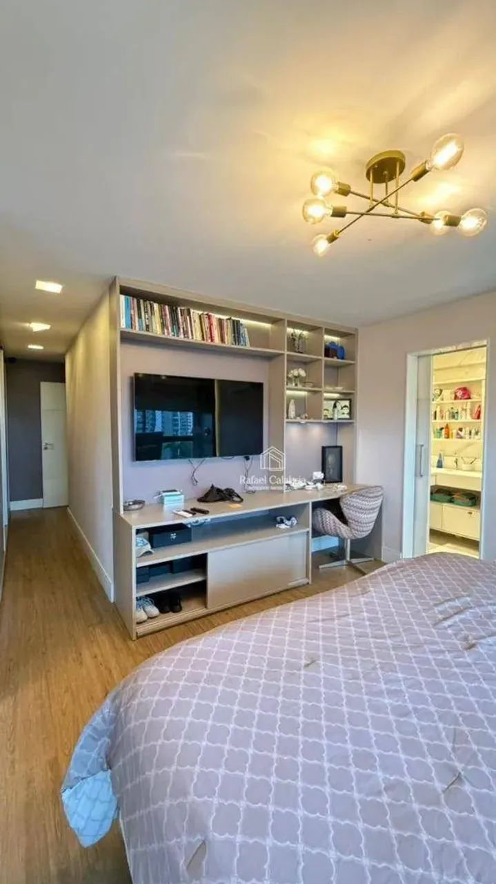 VENDE-SE APARTAMENTO REFORMADO E DECORADO 206M², 4 SUÍTES, SALA E VARANDA AMPLA COM ÁREA D - Foto 3
