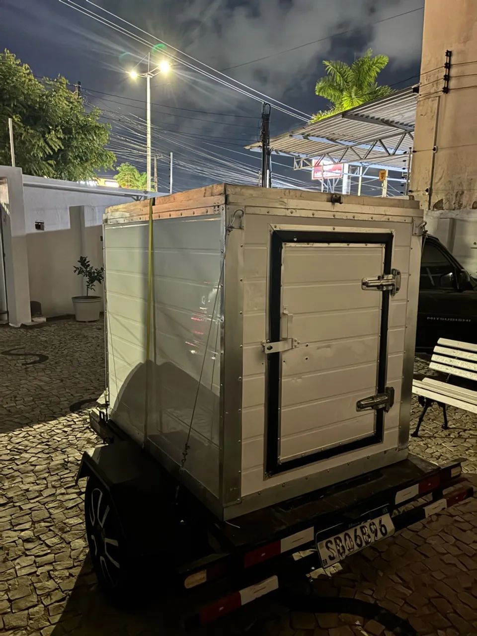 Bau térmico com reboque  - Foto 4