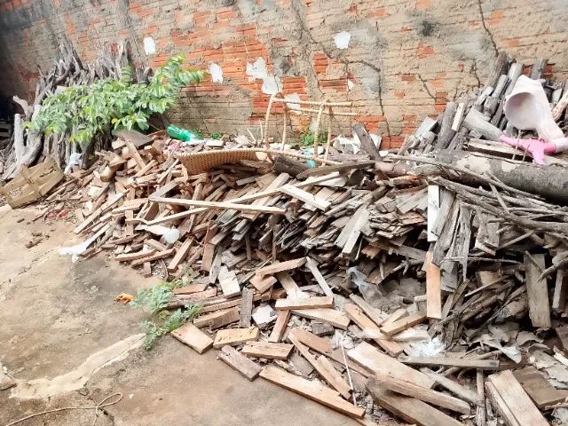 Madeiras tarugos para lenha para queimar ?64962678537089122