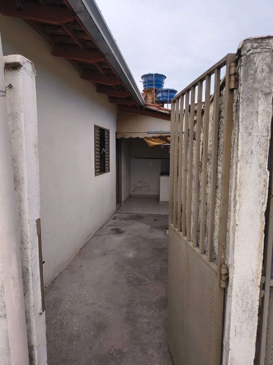 Aluga,se uma kitnet na VilaAlzira