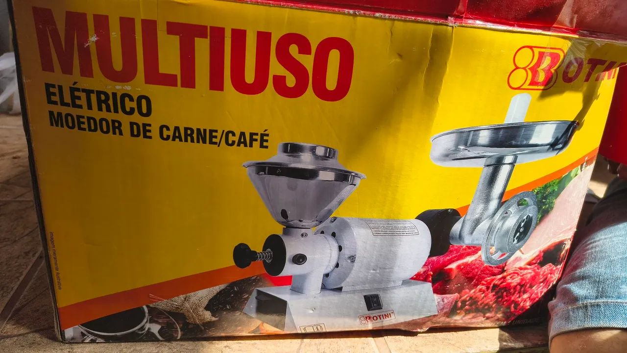 Moedor Elétrico Multiuso Botini Carne/Café - Semi Novo