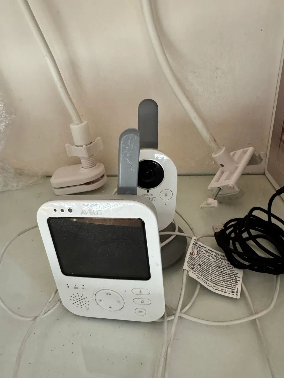 Babá eletrônica Philips Avent com suporte de berço 