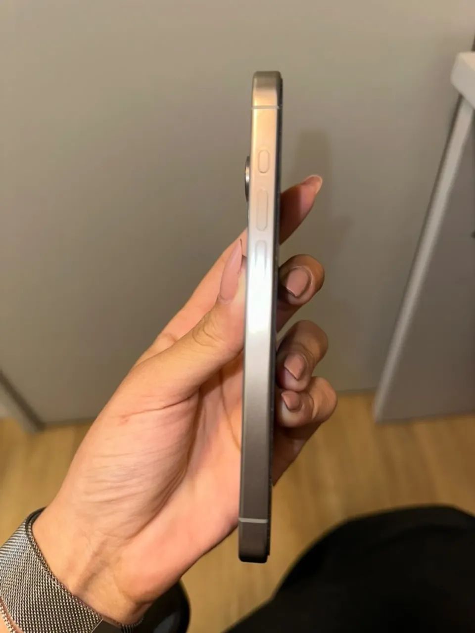 iPhone 15 pro - 128gb - Foto 4
