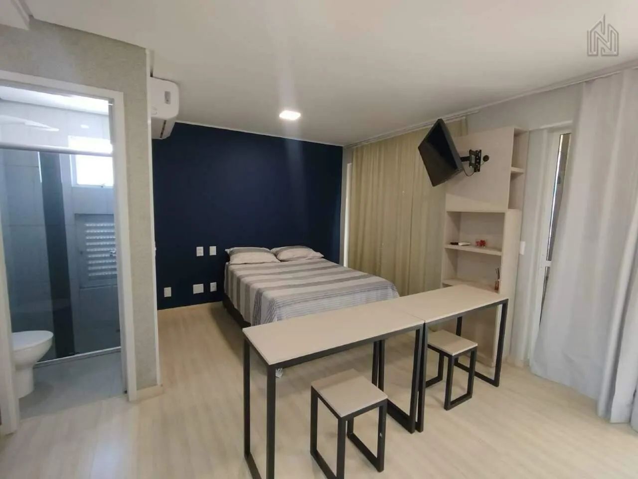 Flat MOBILIADO 10º - Century 21 Residence - Foto 2