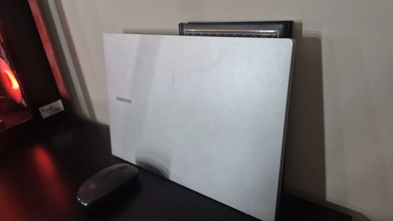 Notebook Samsung Book 14?