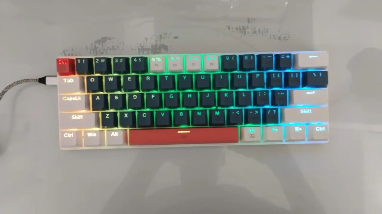 teclado mecânico machenike k500 layout 60%. switch azul  - Foto 2
